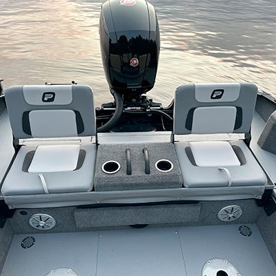 Optional RSP Combo: Removable aft flip seats and 2 cup holders