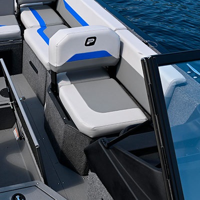 Optional rocking bench replacing the passenger seat