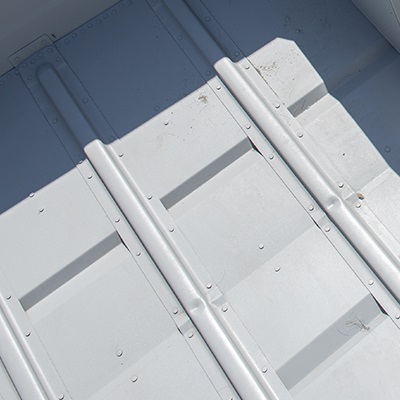 Non-skid anti-glare interior paint finish