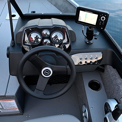 Driver helm shown with Humminbird® Helix 5 on RAM bracket