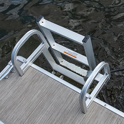 Stern boarding ladder