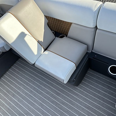 Passenger bench seat with fold-up backrest that converts into a single passenger seat