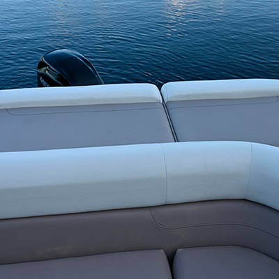 Rear padded sundeck