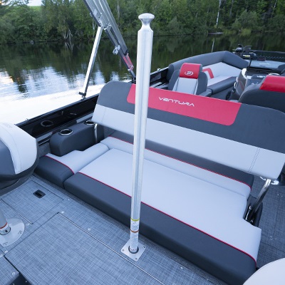 Optional removable ski tow bar