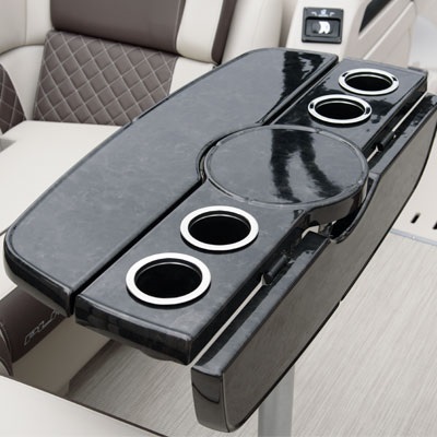 Table noire repliable sur poteau amovible, avec porte-verres