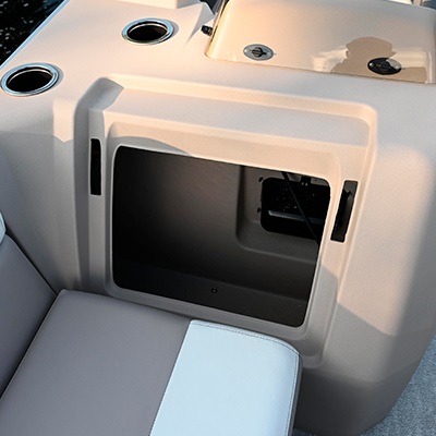 Compartiment dans la console